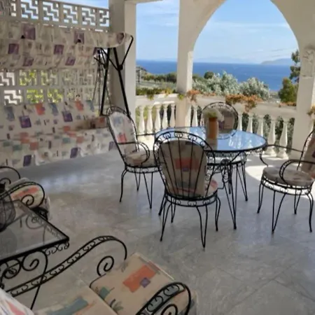 By The Sea 200m & Sea View With Garden Holiday home *