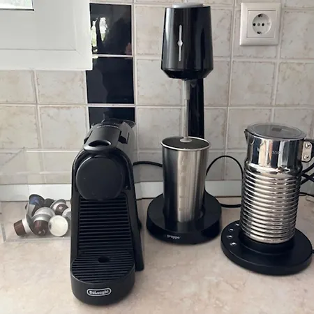 Feriehus By The Sea 200m & Sea View With Garden