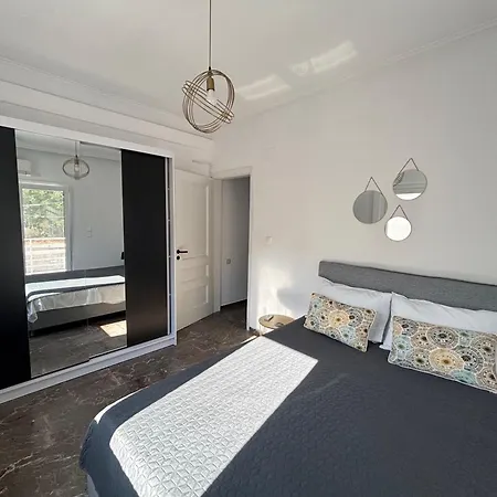 By The Sea 200m & Sea View With Garden Agioi Theodoroi (Corinthia)