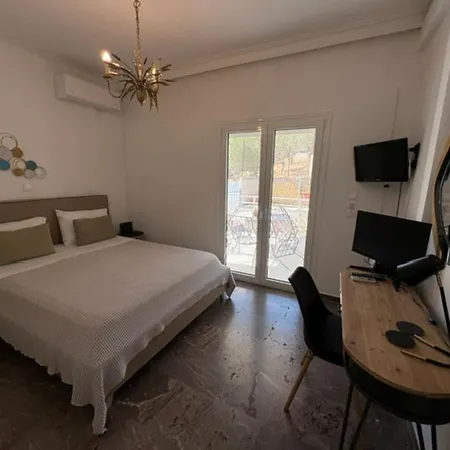 Sea View 250m From Beach-free Parking Agioi Theodoroi (Corinthia)