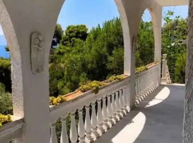 בית נופש By The Sea 200m & Sea View With Garden