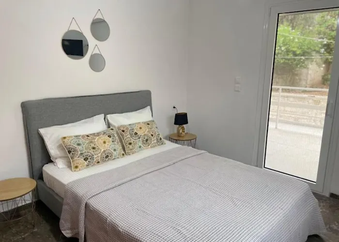 By The Sea 200m & Sea View With Garden איוי תיאודורי