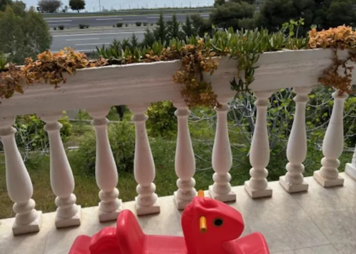 By The Sea 200m & Sea View With Garden *