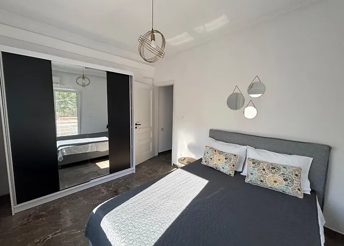 By The Sea 200m & Sea View With Garden איוי תיאודורי